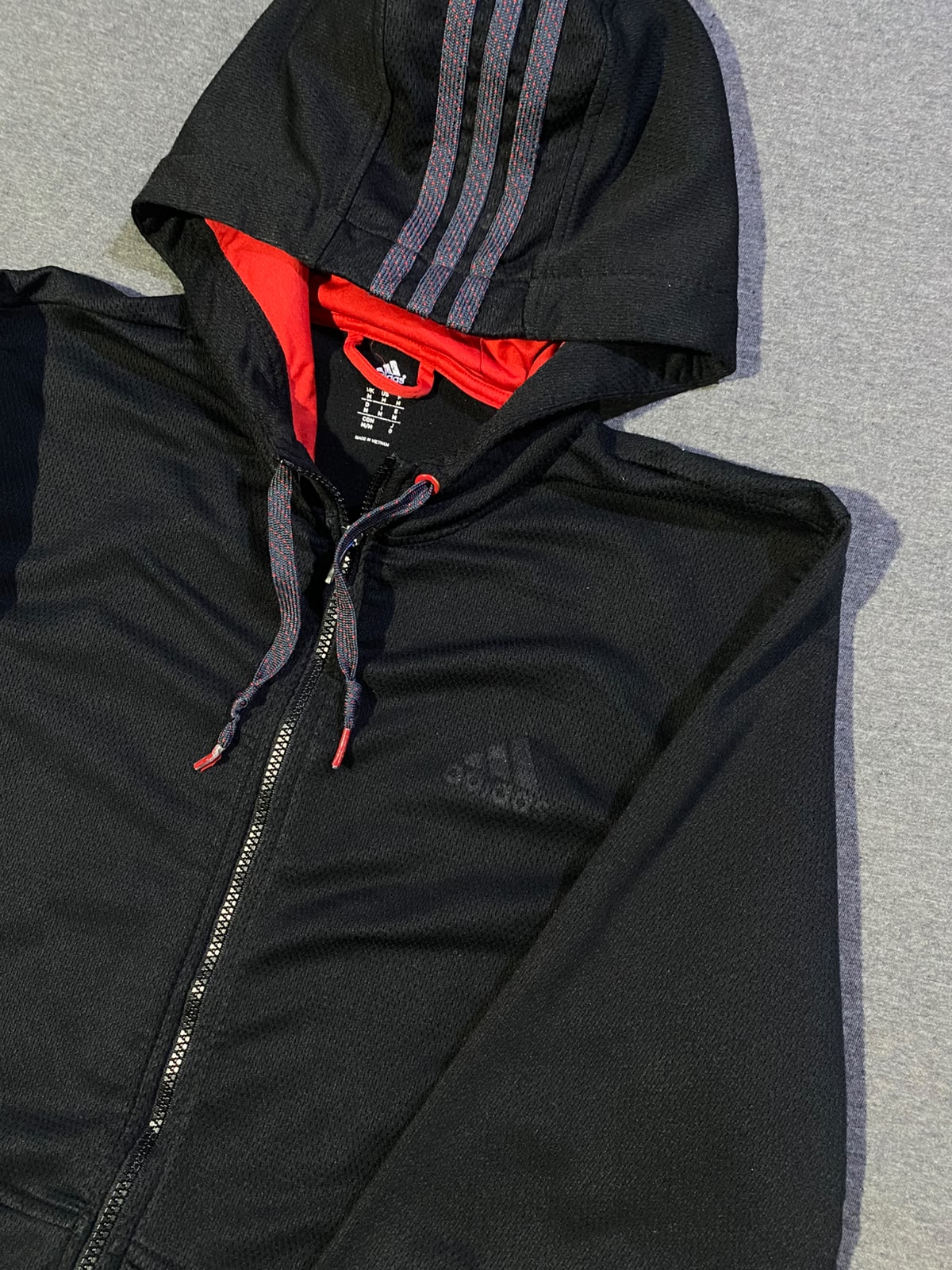 CASACA ADIDAS NEGRA
